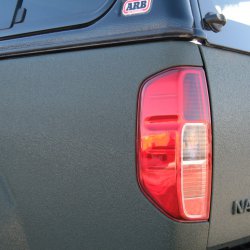 Nissan Navara ( ) 