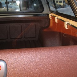 Mitsubishi L200 (, )