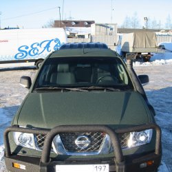Nissan Navara ( ) 