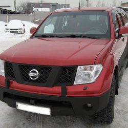 Nissan Navara ()