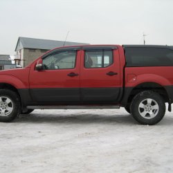 Nissan Navara ()