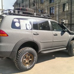 Mitsubishi Pajero Sport 3