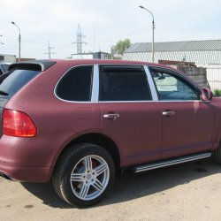 Porsche Cayenne Cherry