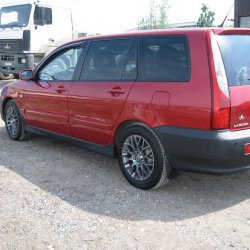   Mitsubishi Lancer