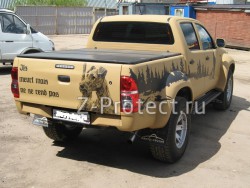 Hilux Arctic Trucks - Hunting dog from Neklen