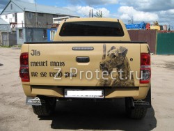 Hilux Arctic Trucks - Hunting dog from Neklen