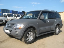 Mitsubishi Pajero 4